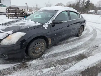 Price: $1,850 (Or Best Offer) Selling my 2008 Nissan Altima SE. It has been a reliable car with very...