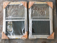 Neuves 2 fenêtres guillotines  aluminium anodisé de marque ABP