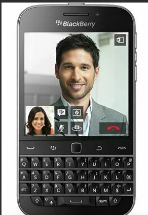 Like new BlackBerry Classic(Q20) unlocked dans Téléphones cellulaires  à Ville de Montréal - Image 4
