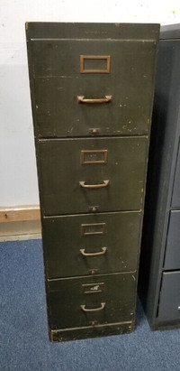Filing Cabinet, old 4 drawer, good shape!