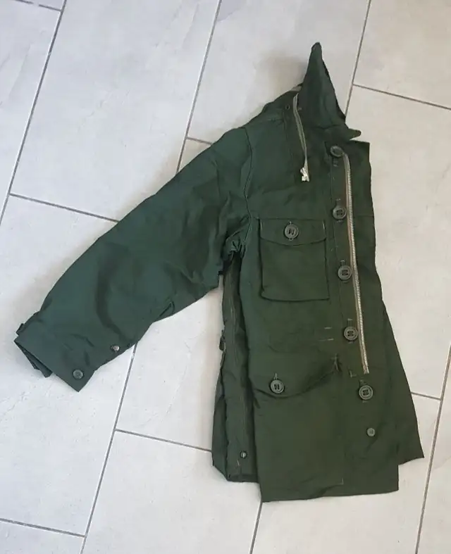 Military/Army Jackets L_XL in Men's in Sudbury - Image 9