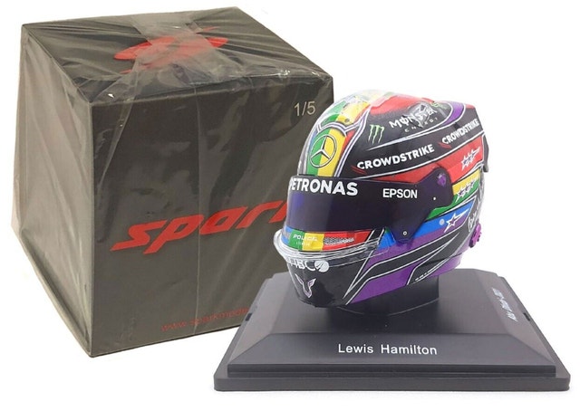 Lewis Hamilton 2021 helmet 1/5 Spark Mercedes Benz AMG "READ" | Arts