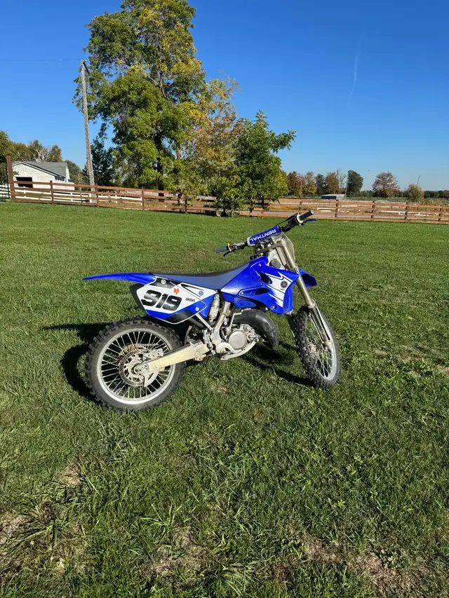 2006 Yz125 in Dirt Bikes & Motocross in Mississauga / Peel Region - Image 4