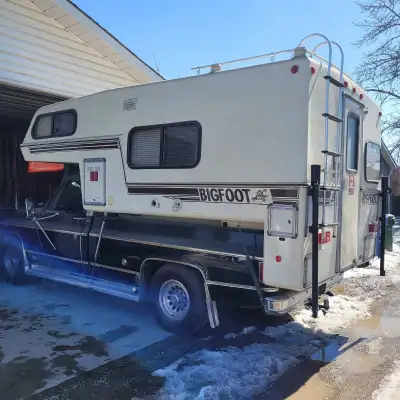 1984 Bigfoot camper one owner, lightly used over the years Complete with Bath-Shower. interior like...