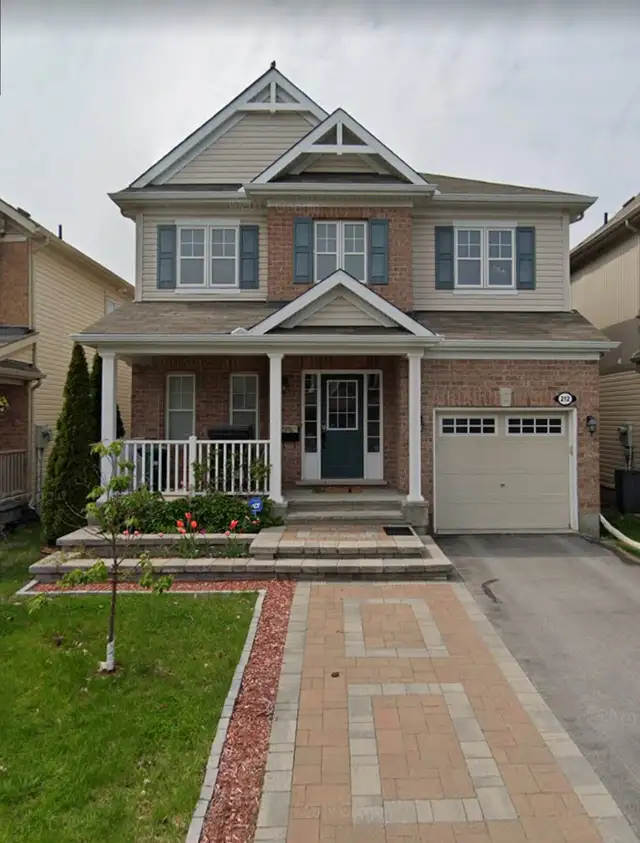 Wonderful home for rent 3bed 2.5bath on Mistral Way