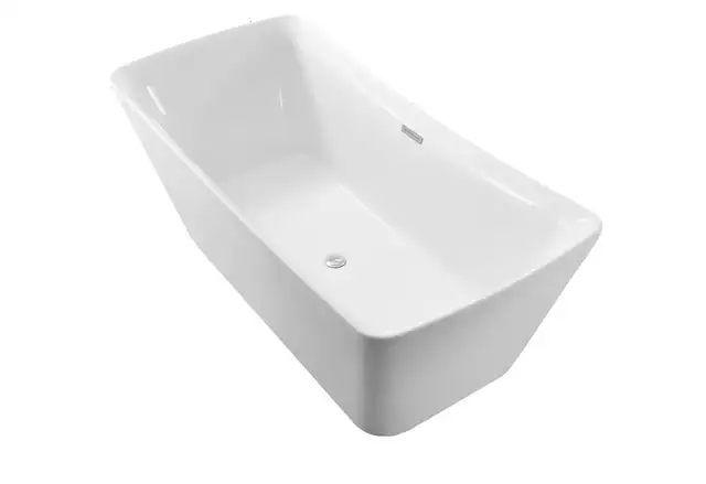 BRAND NEW Streamline 70'' Soaking Freestanding Tub in Bathwares in Oakville / Halton Region - Image 3