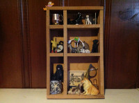 Mini-étagère style cabinet de curiosité