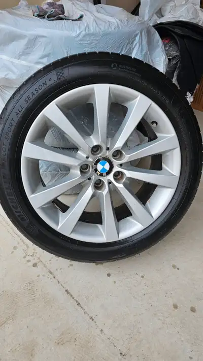 225/50 ZR18 Michelin Pilot Sport All Season 4 Top of the line set of Practically New tires. Almost n...