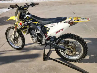 Mint condition bike. Garage / shed kept. Stand included. Runs great all functions as it should. Only...