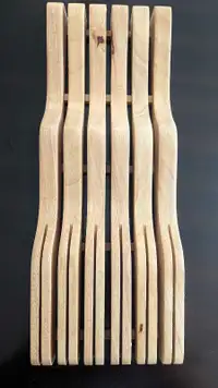 Wooden Knife Holder (holds up to 11 knives)