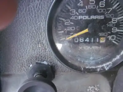 motoneige fonctione mais as un petit probleme de carburateur ou pompe a gaz