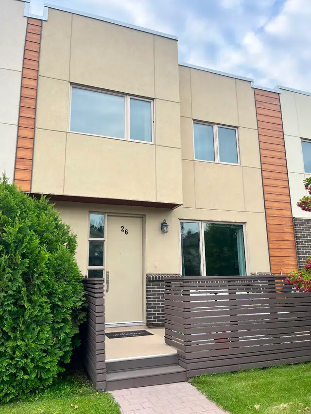 Stonebridge townhouse for sale