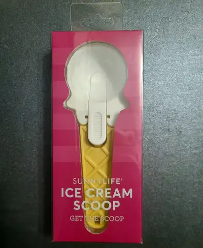 BNIB - Novelty Vanilla White Ice Cream Scooper - Kids Kitchen, View more