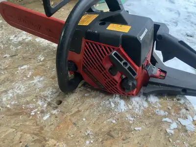 chain saw , View more