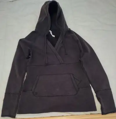 Lululemon hoodie., View more