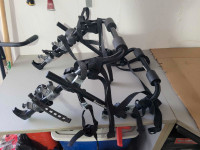 Trunk-mounted bike rack