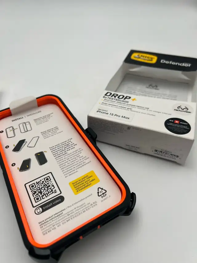 New iPhone 15 Pro Max Defender Series in Cell Phones in London - Image 7