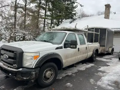 Ford F250 2011. 6 passagers. 2RM. Porte/fenêtres manuelles. Rack de toit complète en aluminium. Lift...