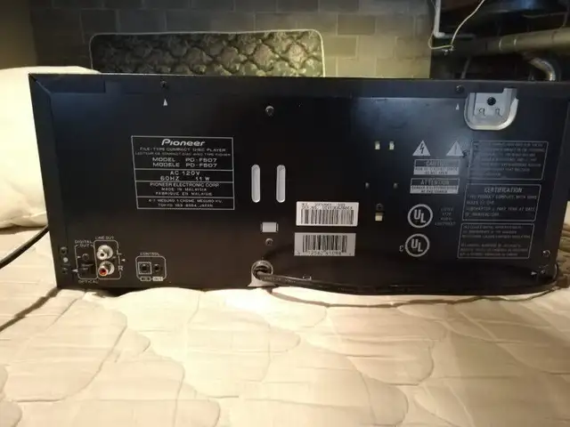 read my ad. Pioneer compact disc player PD-F507 in Stereo Systems & Home Theatre in St. Albert - Image 4