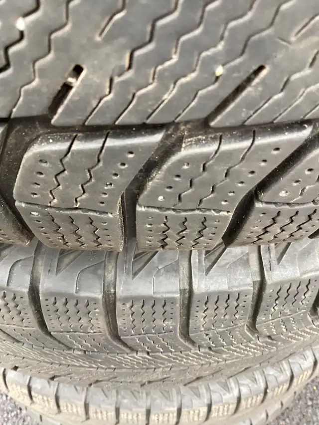 4 Michelin winter tires on 17 inch aluminum rims in Tires & Rims in Bridgewater - Image 3
