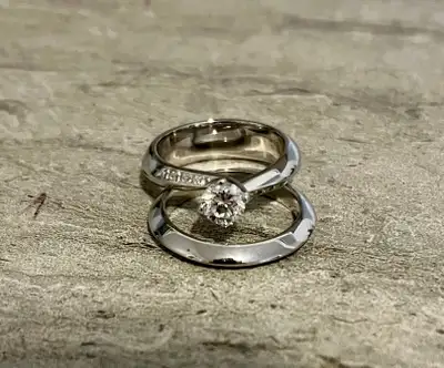 18k White Gold engagement and wedding ring size 7 , View more