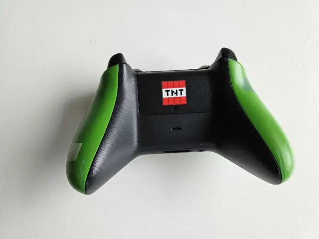 Xbox Minecraft Controller 441979118184704001