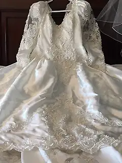 Robe de mariée in Wedding in Saint-Jean-sur-Richelieu - Image 6