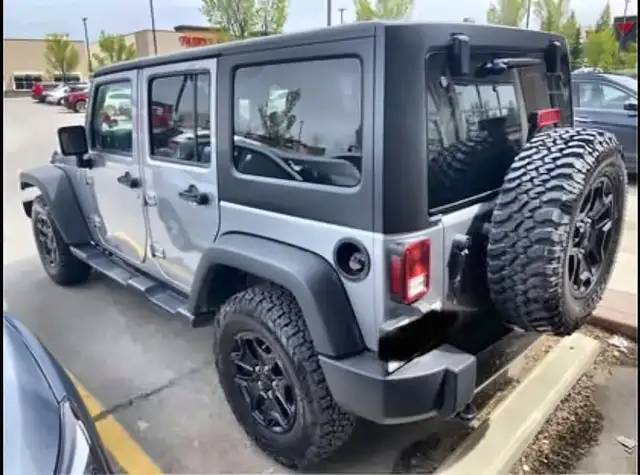 2017 Jeep Wrangler Willys581029101474959363