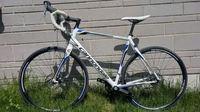 Cannondale Synapse 2x10 Tiagra Disc brakes, View more