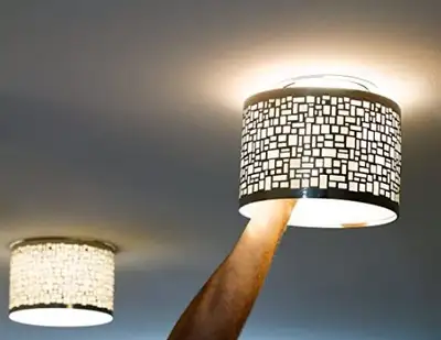 EzClipse Cobblestone 8.5"x6” 2 Shades Excellent condition Clips onto most recessed lighting trim on...
