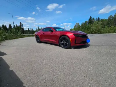 2021 Camaro LT1 6.2L V8 engine 10-speed automatic transmission. 6.2L LT1 V8 (455 hp, 455 lb-ft of to...