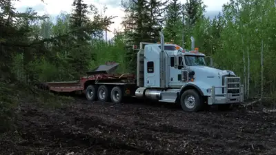 Selling on April 25 in Conjunction with La Crete Auction Mart Consignment Sale. For more info go to...