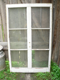 plusieurs fenêtre antique a différent prix