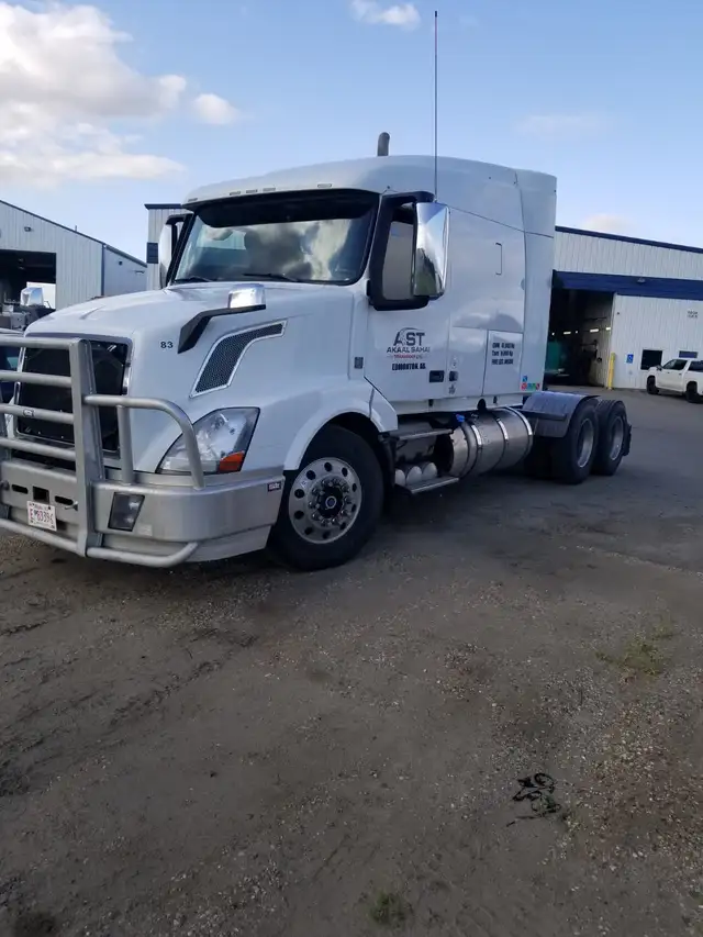Hiring class 1  long haul flat deck drivers (15 positions) in Drivers & Security in Edmonton - Image 5