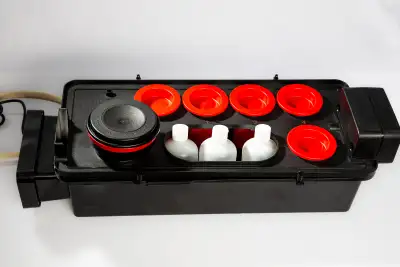 Fully automatic temperature-controlled film processor. Supports B&W, C-41, and E-6 processes. Includ...