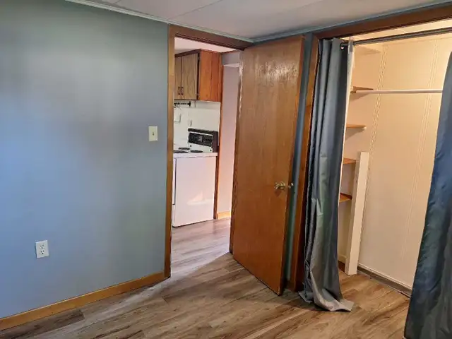 one Bedroom Bachelor apartment, Nashwaaksis in Long Term Rentals in Fredericton - Image 10