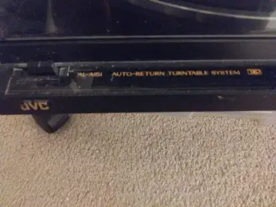 This used JVC AL-A151 automatic turntable is in good working condition, ready to bring your vinyl re...