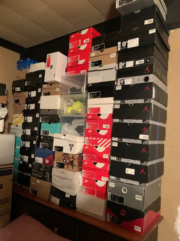 NIKE AIR JORDAN 1,3,4,5,8,9,11,12,13 size 9.5 and 10 DEADSTOCK in Men's Shoes in City of Toronto - Image 3