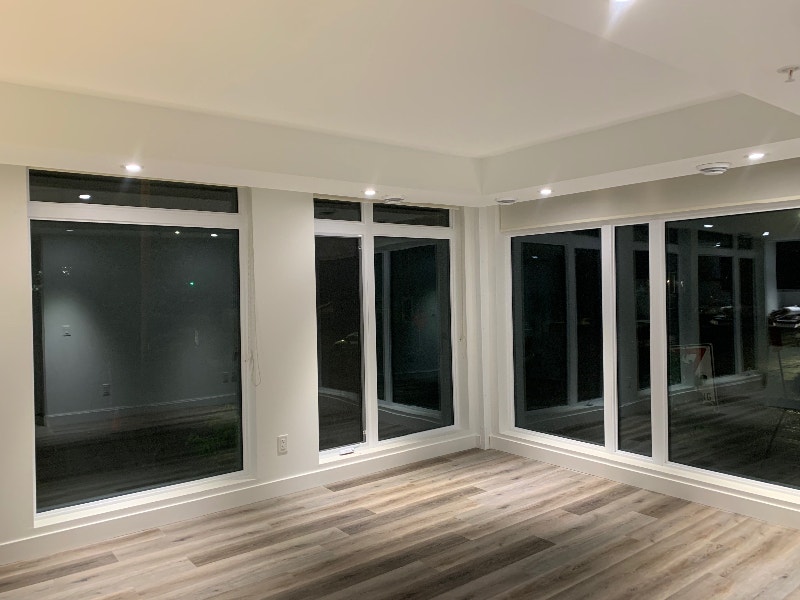 2,250.. BRAND NEW 2 Bed Luxury Corner Unit in Westboro Long Term