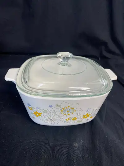 7 Cup Corning Ware Saucepan, View more