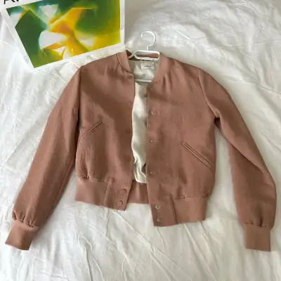 Selling my Wilfred bomber jacket in a salmon pink color. Size XXS. This is a classic bomber jacket m...