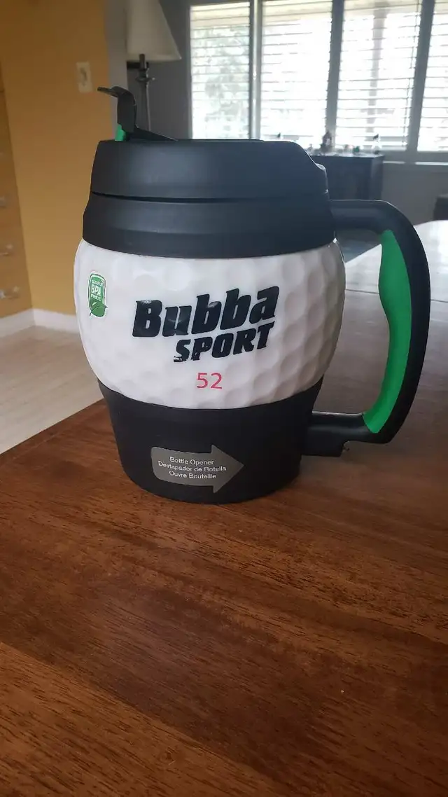 Golfball Shaped 52 oz. Bubba Sport Mug in Arts & Collectibles in Brantford - Image 2