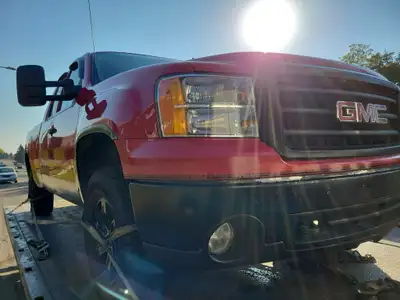 Trucks for cash! We buy 2007 and up Chevrolet Silverado or gmc Sierra 6l only I pay 800$cash for tru...