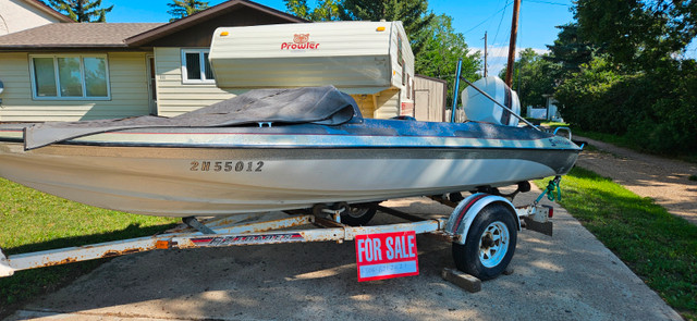 1986 swift sure boat with 140 johon motor. in Powerboats & Motorboats in Moose Jaw - Image 3