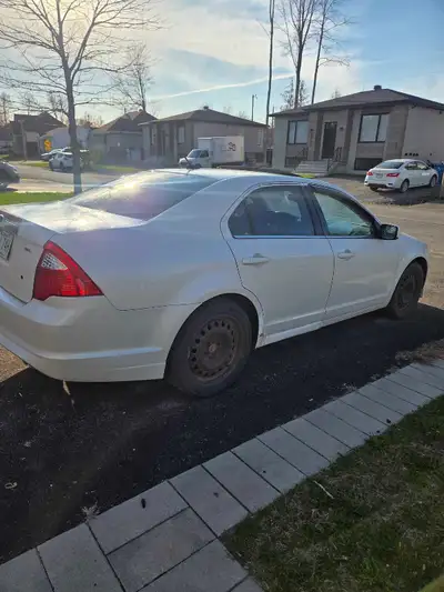 Ford Fusion 2010 Transmission A1,MoteurA1 160 000 km — Automatique Air climatisé Bluetooth Freins ne...