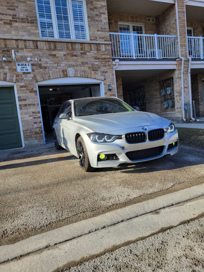 2014 BMW 320i great condition! Price is flat!! 
