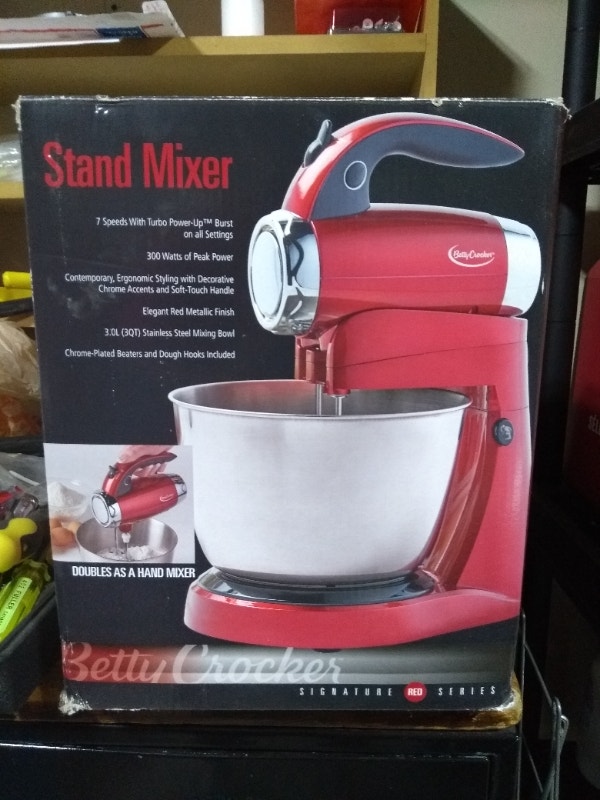 Betty Crocker Stand Mixer Processors, Blenders & Juicers Saskatoon
