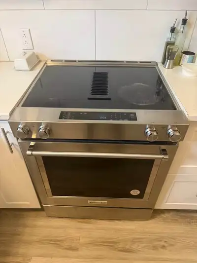 KitchenAid – Cuisinière électrique encastrable hotte intégrée, View more
