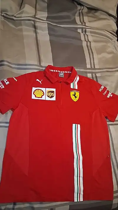 Official Scuderia Ferrari F1shirt puma zip-neck, View more