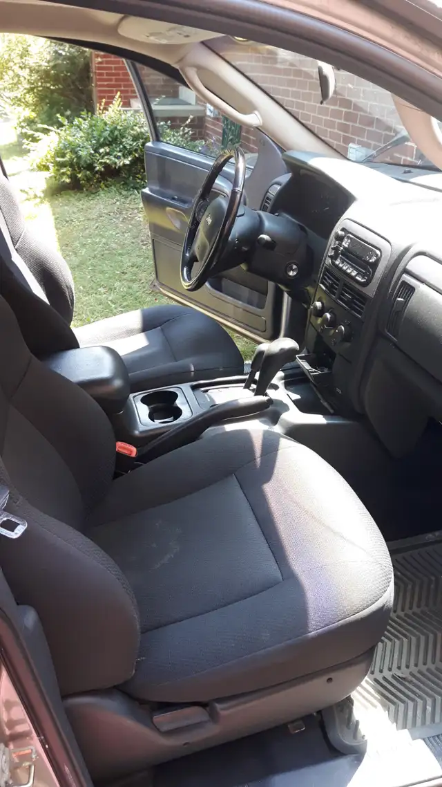 2002 Jeep Grand Cherokee $2500 in Cars & Trucks in Mississauga / Peel Region - Image 6
